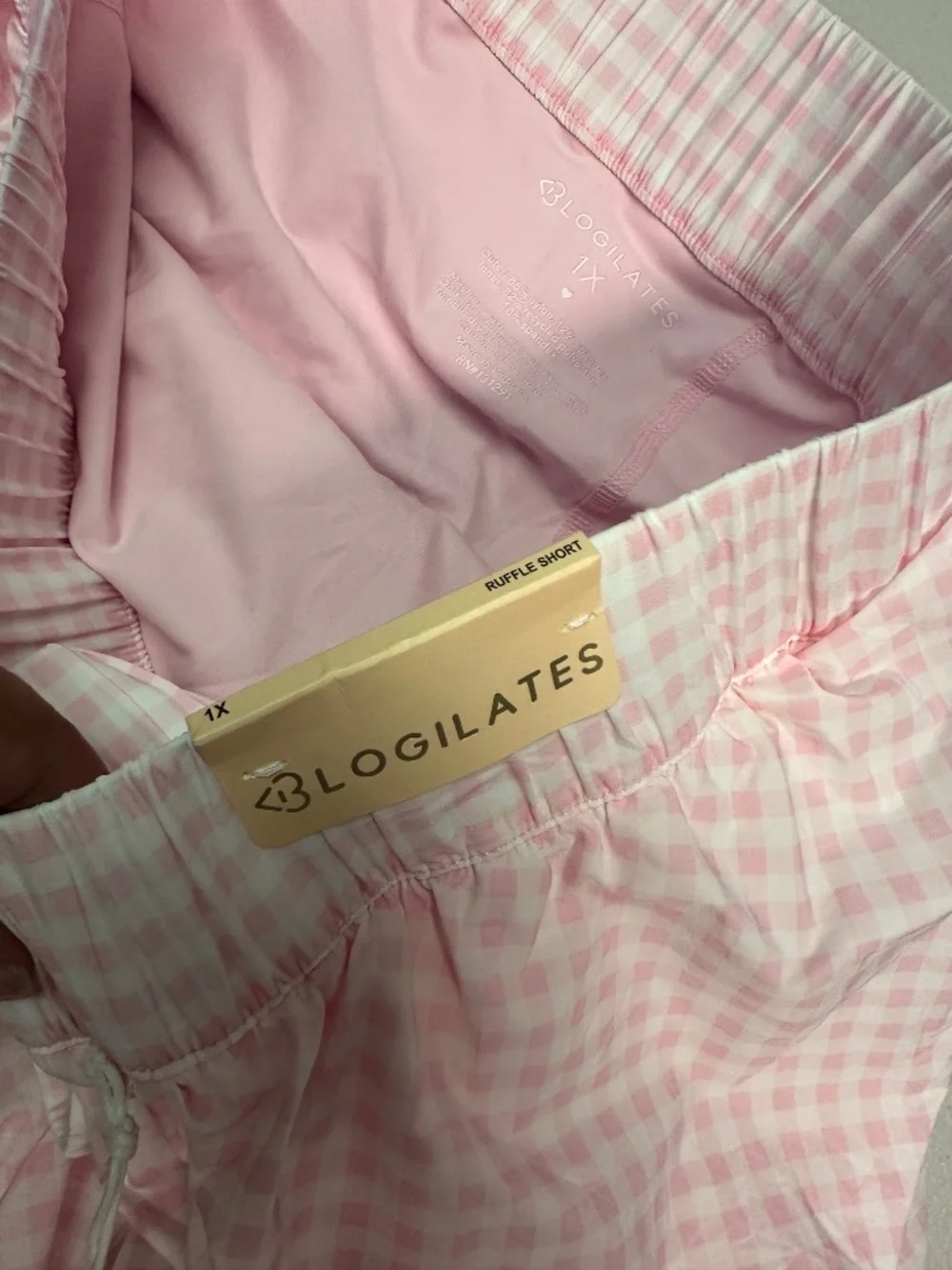 Blogilates Women's Light Pink Layered Ruffle Shorts. Sz 1X.